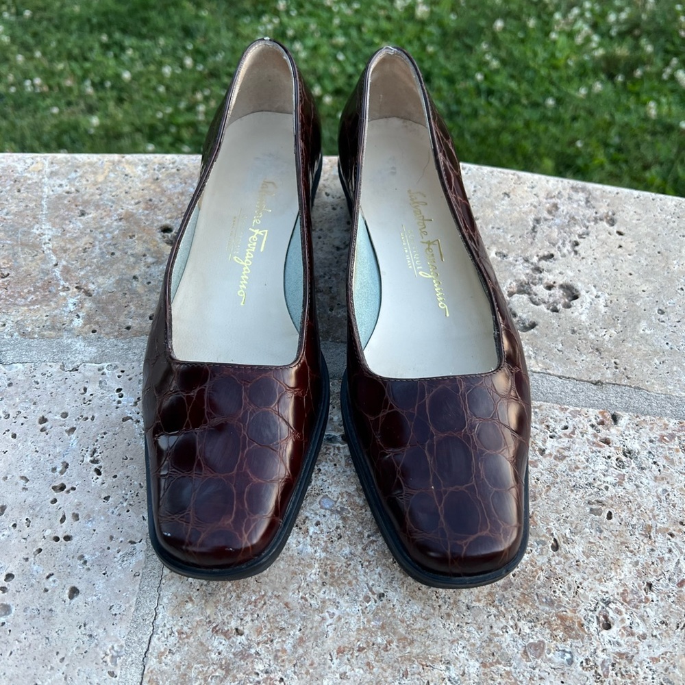 Vintage Salvatore Ferragamo Crocodile Embossed Loafers 6.5
